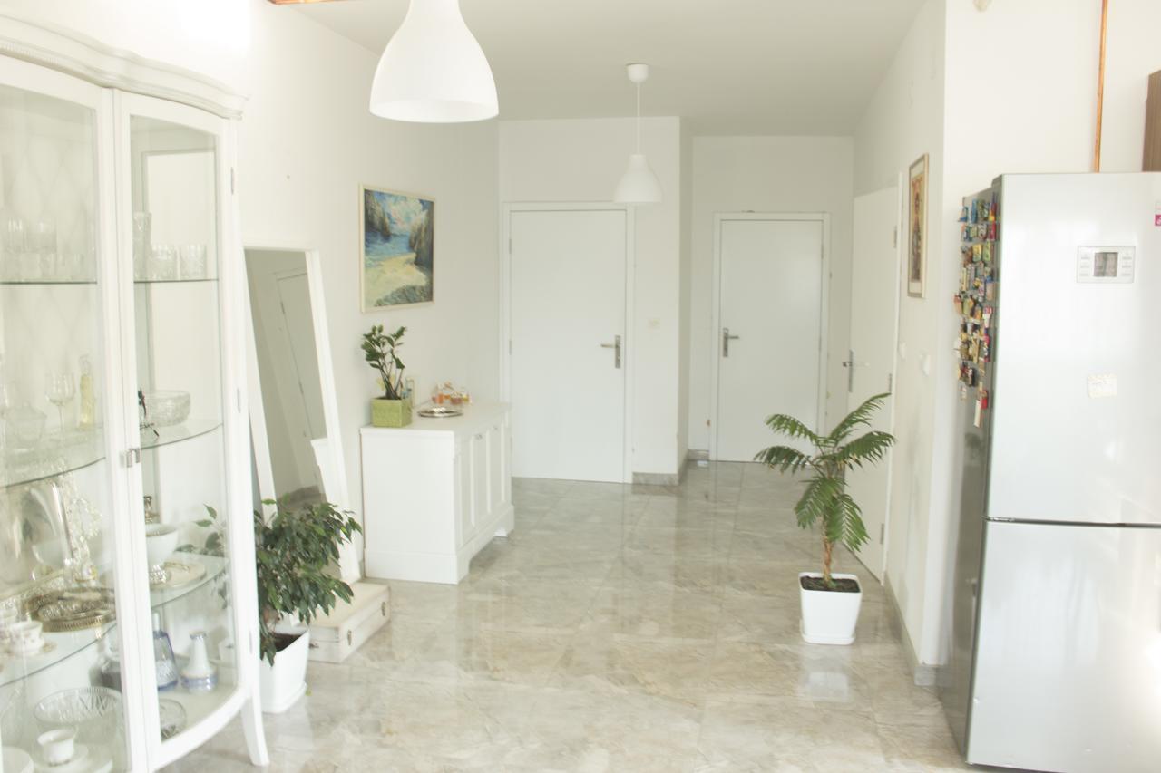 Lux House Olga Apartment Ruma Exterior foto